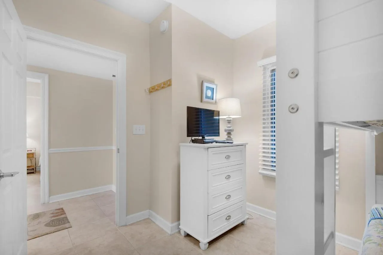 Sterling Shores 402 Destin Holiday home